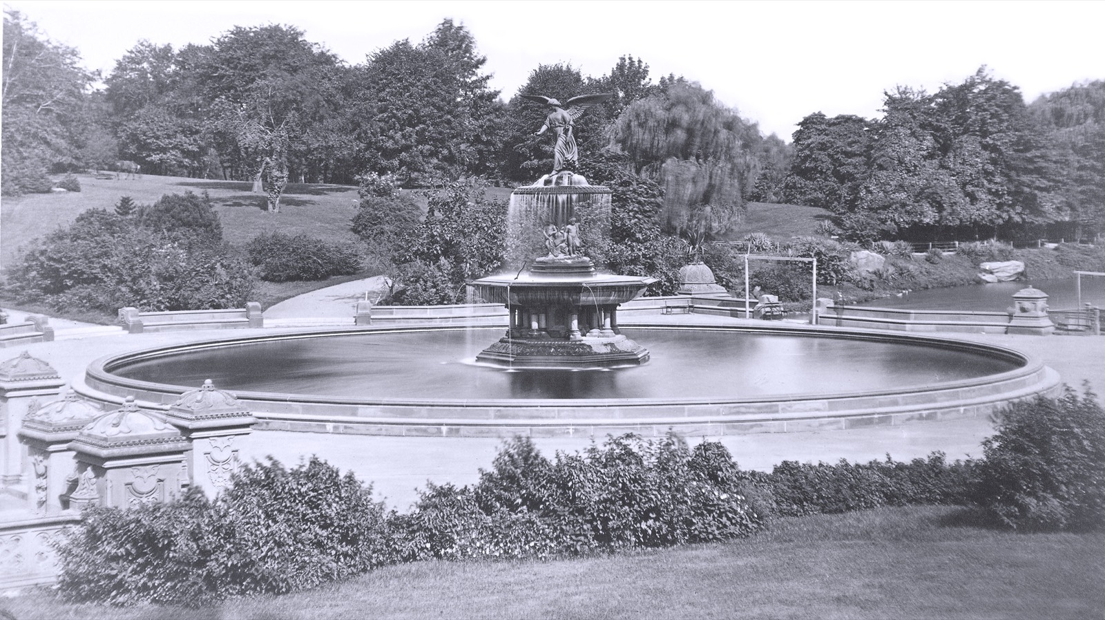 Central Park — Bethesda Fountain — historical photo