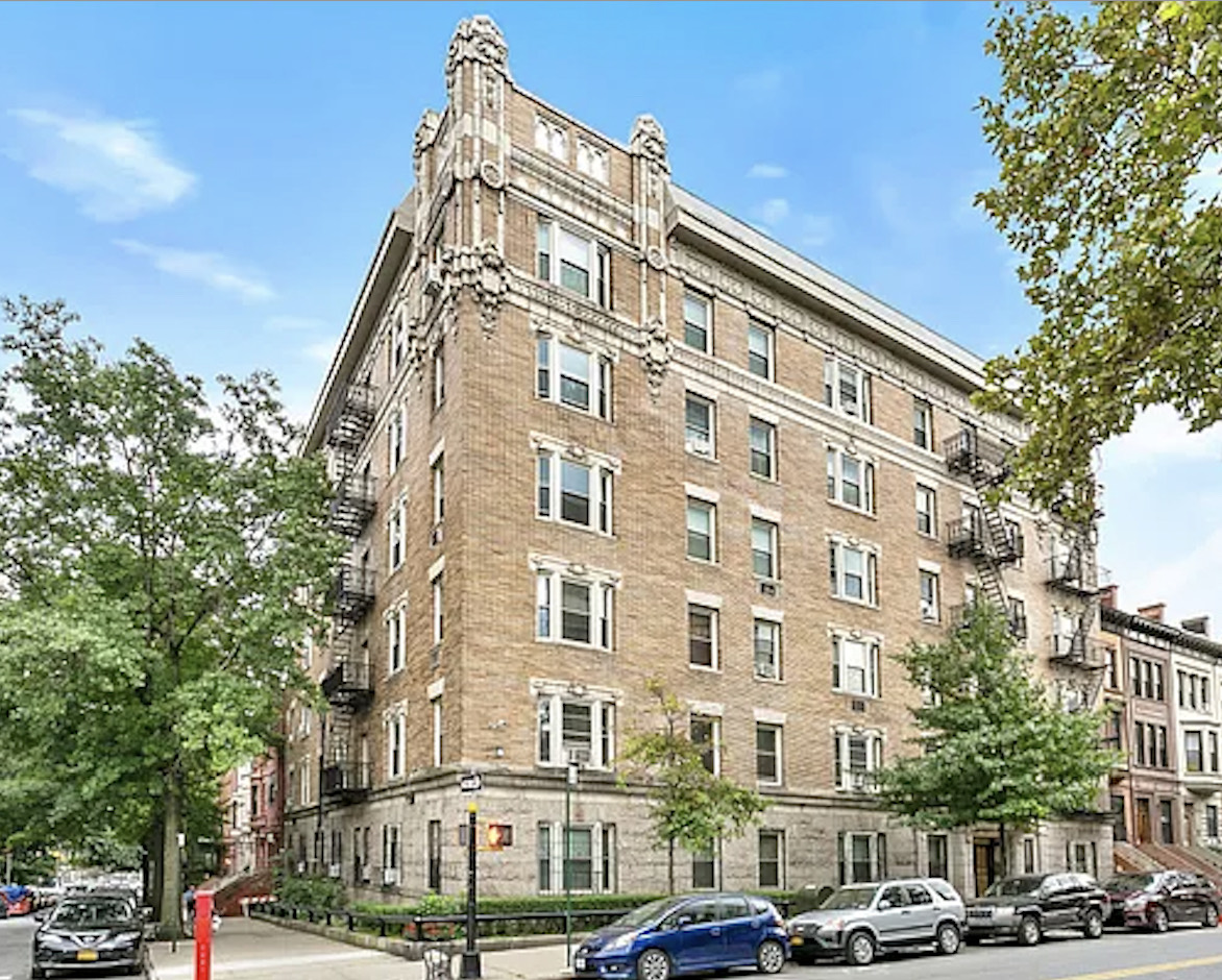Convent Avenue rowhouses today — Season 4 filming location for Peggy Scott's house